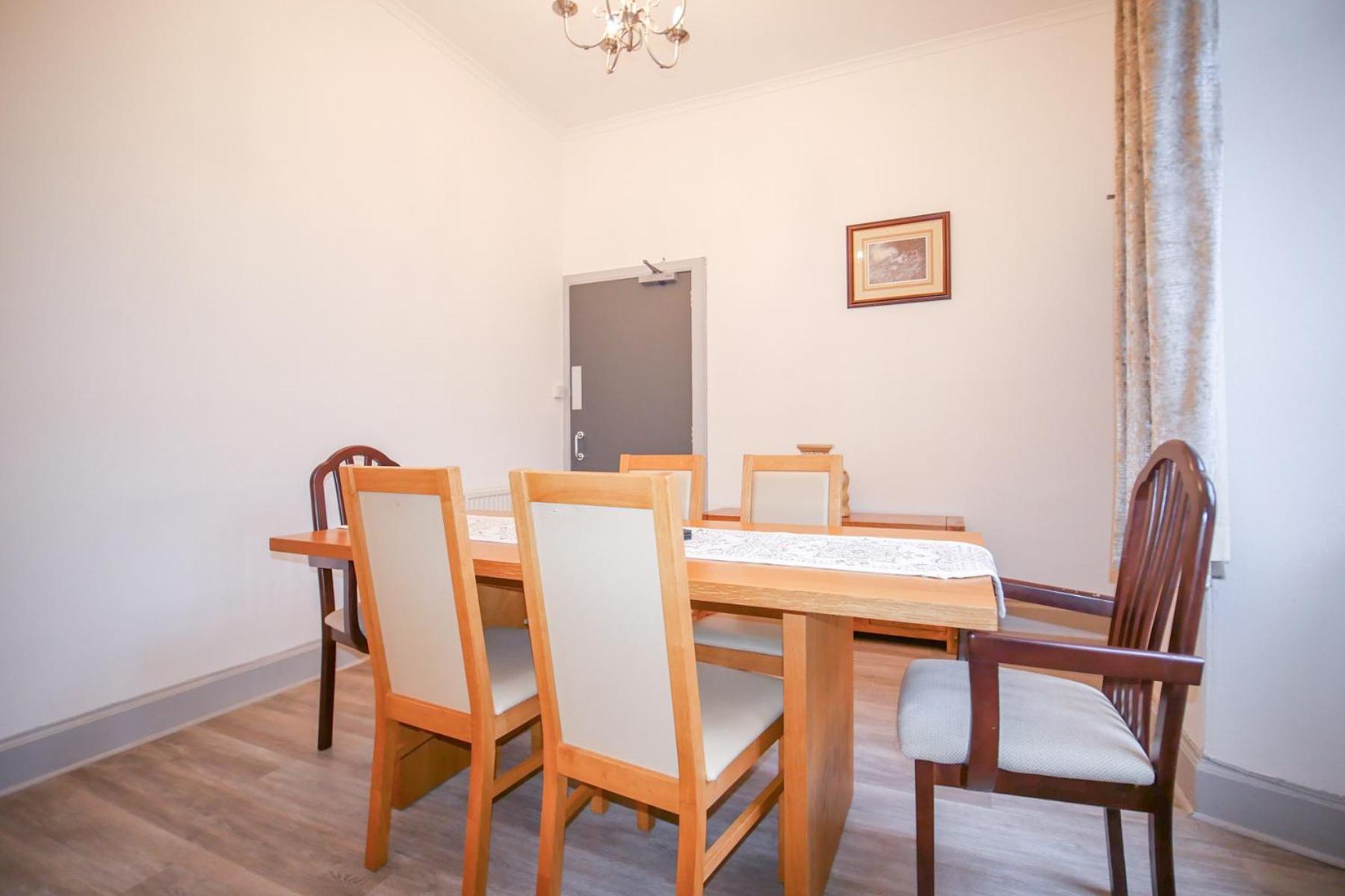 Telford Rd 5 Bedroom House Инвернесс Экстерьер фото