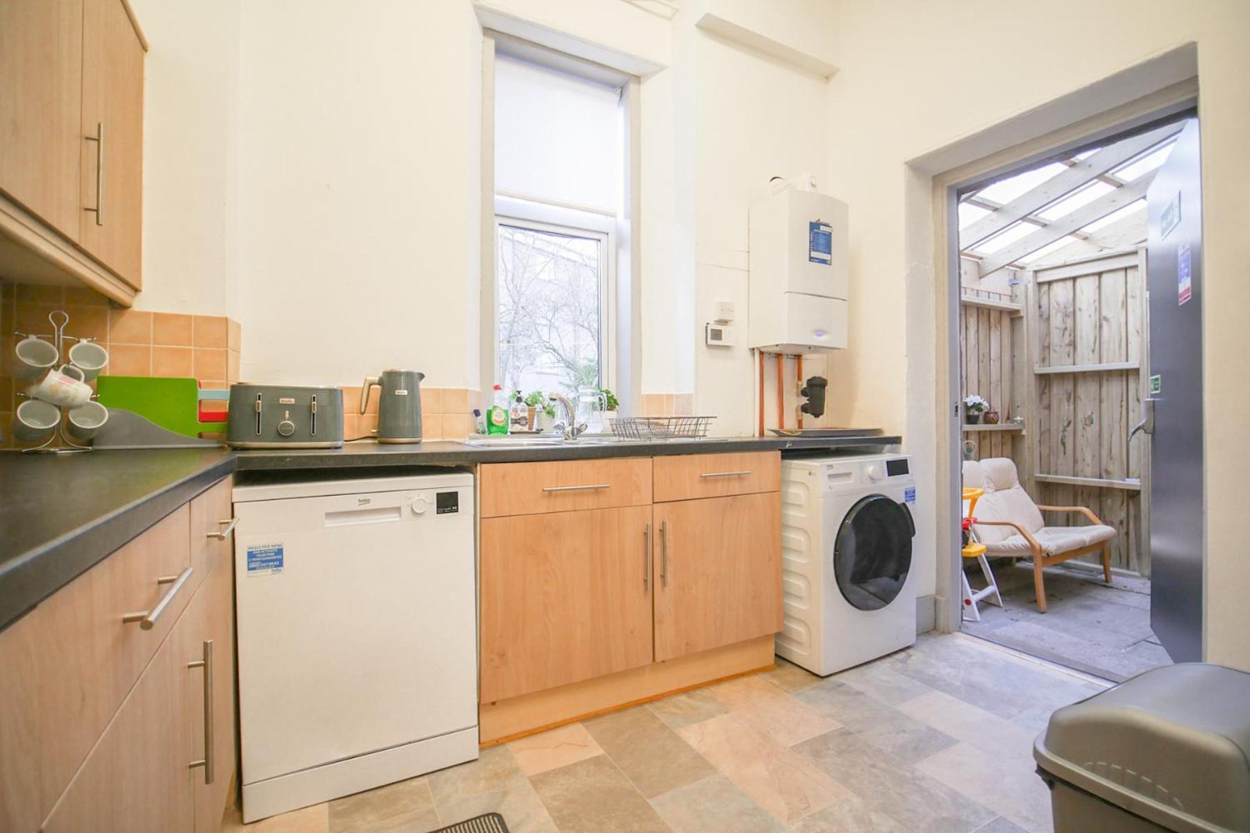 Telford Rd 5 Bedroom House Инвернесс Экстерьер фото